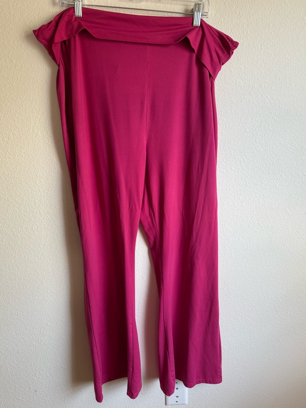 SHEIN Magenta Wide-Leg Leggings